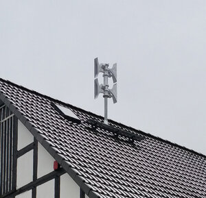 Bild vergr&ouml;&szlig;ern: Sirene auf Hausdach