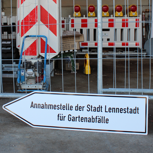 Bild vergr&ouml;&szlig;ern: Gartenabf�lle-Gr�nschnittannahme