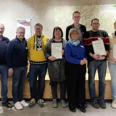 Erfolgreiche Teilnehmer der letzten Wettbewerbsrunde im Jahr 2023